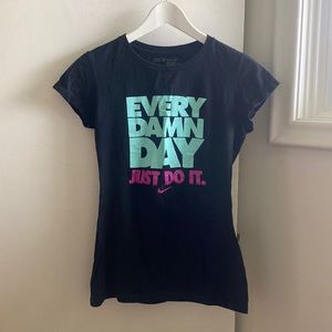 Nike Slogan Tee